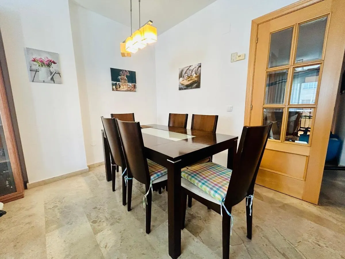 Guest House Teatinos Малага Проживание в семье